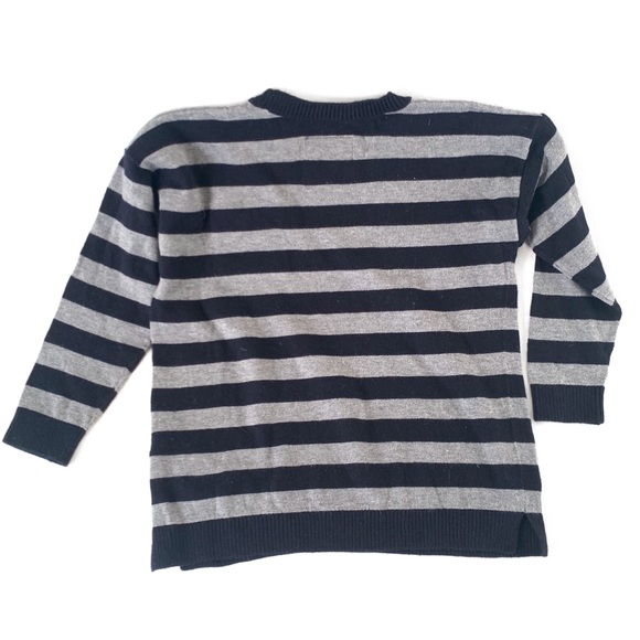 Abercrombie gray/navy striped bow pocket sweater - Picture 5 of 5